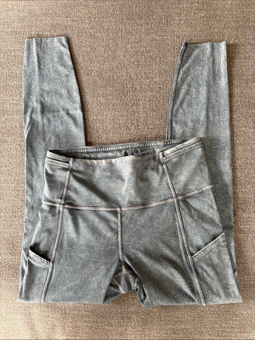LULULEMON Fast and Free Highrise Leggings Ice Wash Asphalt Grey Size 6 EUC